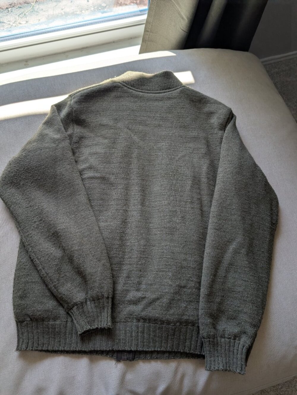 Men's Jacket - Picture 3 of 4
